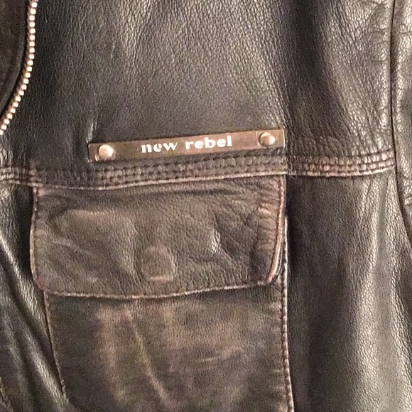 New Rebel genuine leather jacket, size medium, black color - Picture 3 of 6